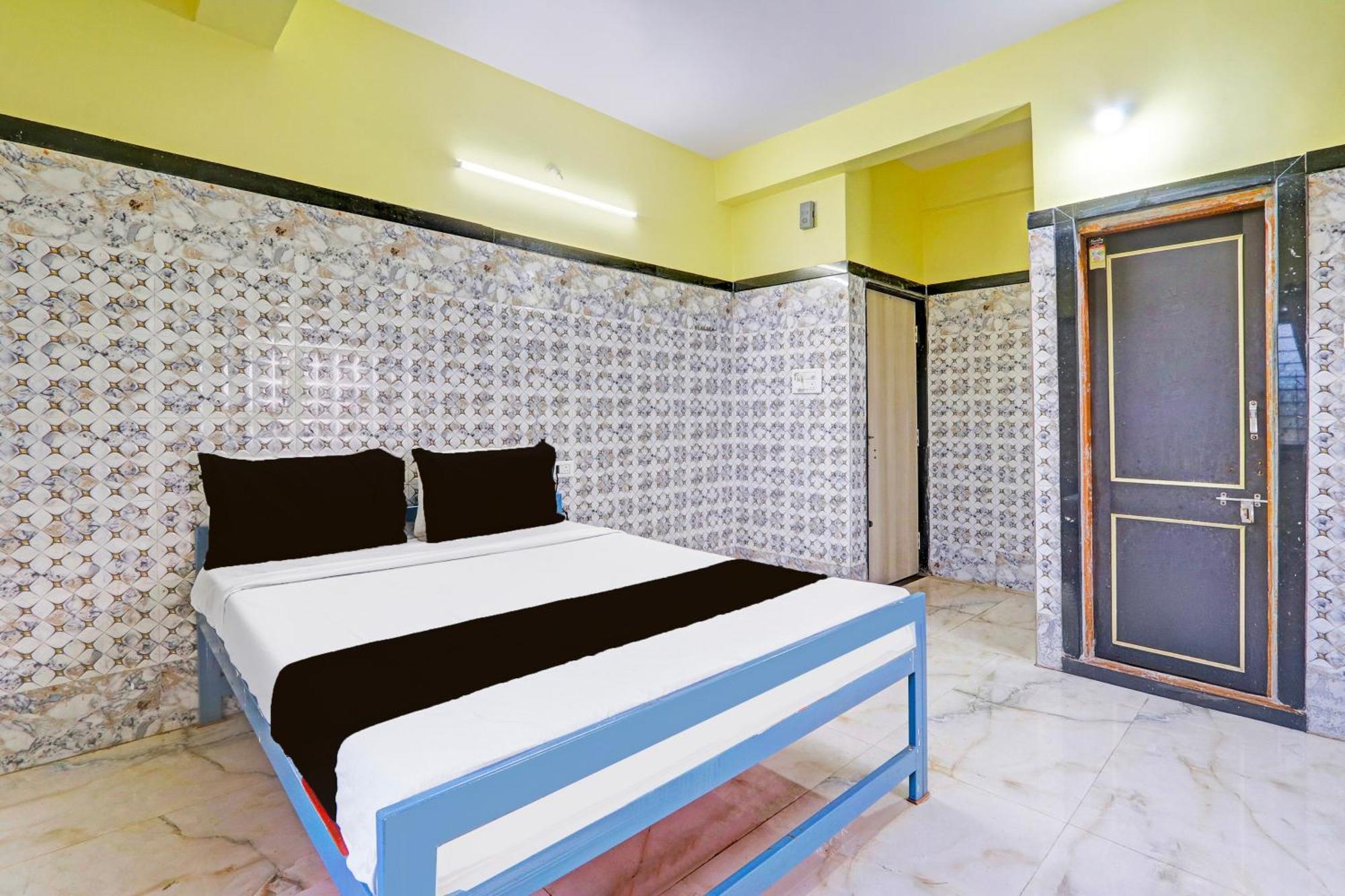 Hotel O Pankaj Hotel & Lodge Gangapur  Extérieur photo